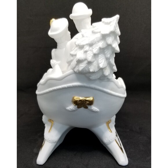 "Bringing Home the Tree" musical sculpture by Lenox 1983 with paperwork and box - Picture 6 of 12